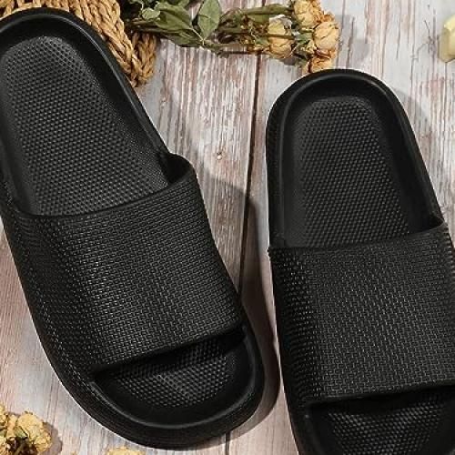 Best unisex deals slippers