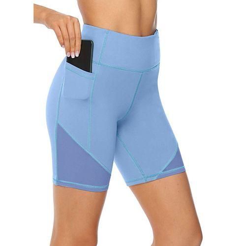 Yoga shorts with pocket outlet