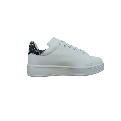 speed 2.0 lace up sneaker
