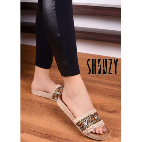 اشتري Shoozy Fashionable Women Slippers - Beige في مصر