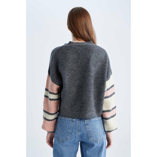 product_image_name-Defacto-Woman V Neck Regular Fit Cardigan - Ecru-4
