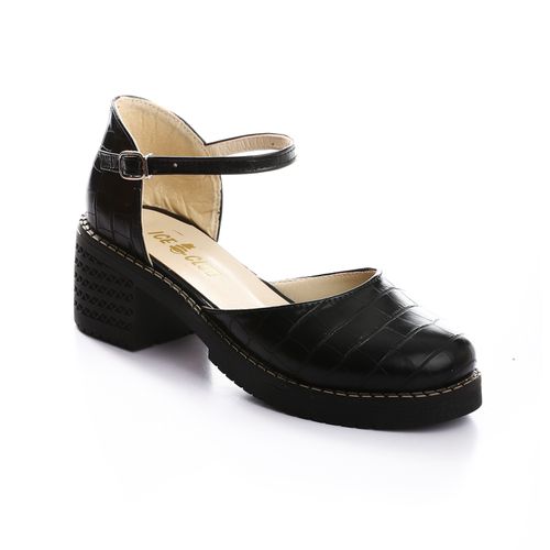 Buy Ice Club Crocdile Pattern Medium Heel Pump - Black in Egypt