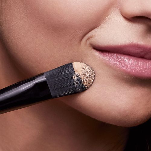 product_image_name-Generic-مجموعة اوريفليم مكونة من كريم الأساس اون كلر & فرشاة لوضع كريم الأساس -3