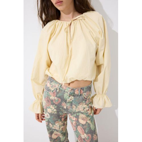 Defacto Regular Fit Gathered Balloon Sleeve Crop Basic Blouse - image 5
