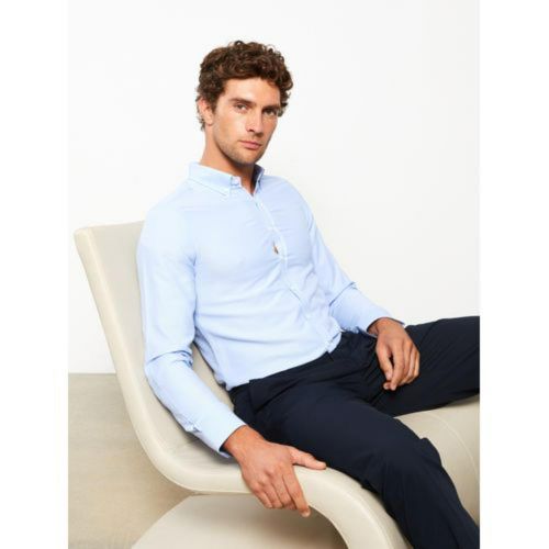 اشتري LC Waikiki Slim Fit Long Sleeve Oxford Men Shirt في مصر