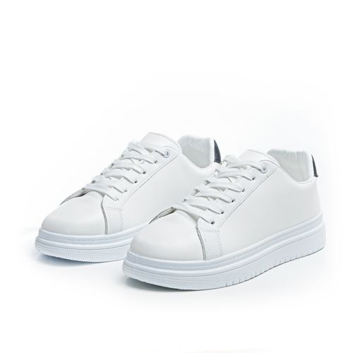 اشتري Desert Men Minimalist Lace-up White Flat Sneakers في مصر