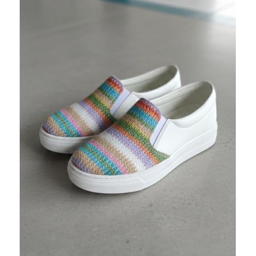 Generic Women's sneaker- Easy to wear - Healthy materials - Medical brush - Soft sole - Very trendy