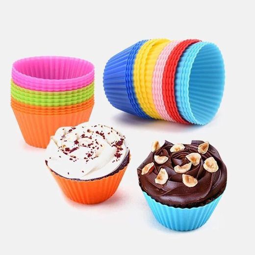 Generic قوالب كب كيك سيليكون صغيرة. غير لاصقة لصواني الكعك التيفلون... ولصنع قوالب الجيلي وكريم كراميل. عبوة تحتوي على 12 قالب سيليكون دائري عالي الجودة. مناسبة للاستخدام في المايكروويف والفرن والفريزر وغسالة الصحون. - image 3