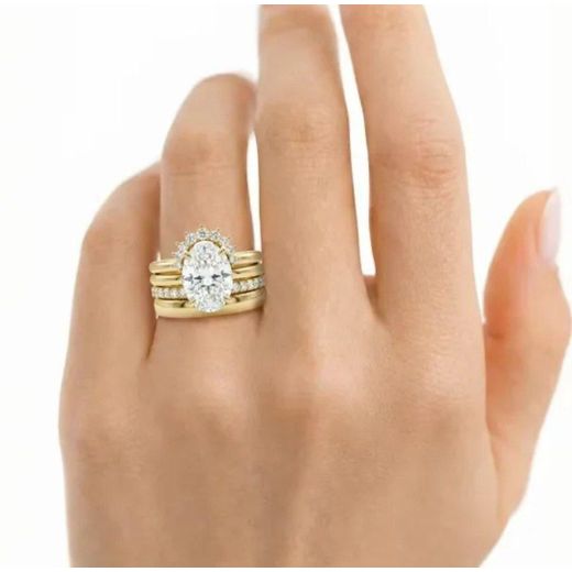 stainless steel 4-Piece Women's Gold Plated Stackable Ring Set with Oval Cut Zircon & Tiara Band -Free size - image 4