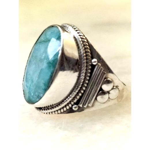 Generic Real Genuine Green Emerald Gemstone in 925 Silver Ring - Perfect Gift for All