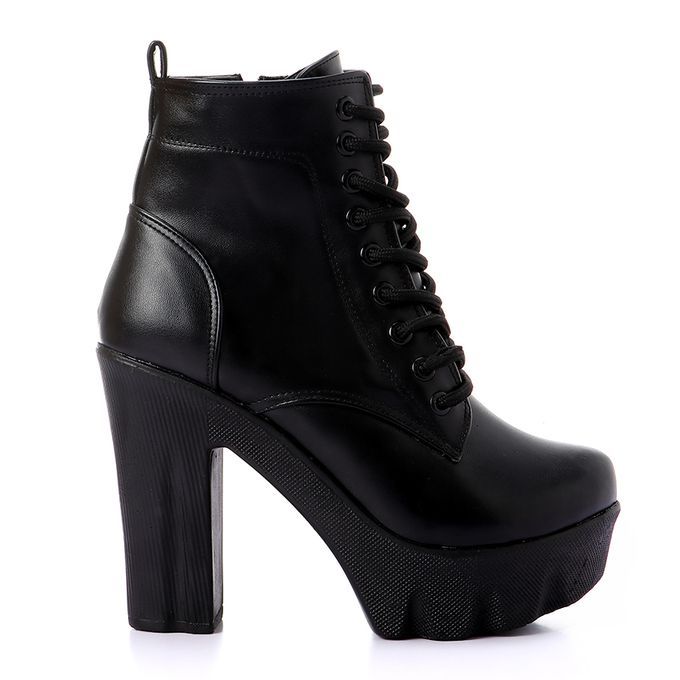 boots with heels black