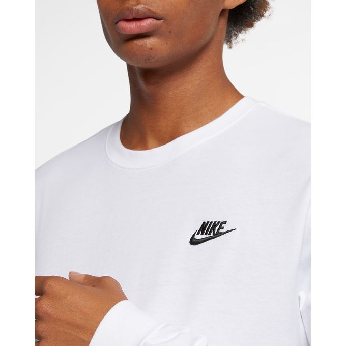 Nike Sportswear Club Men's Long-Sleeve T-Shirt.