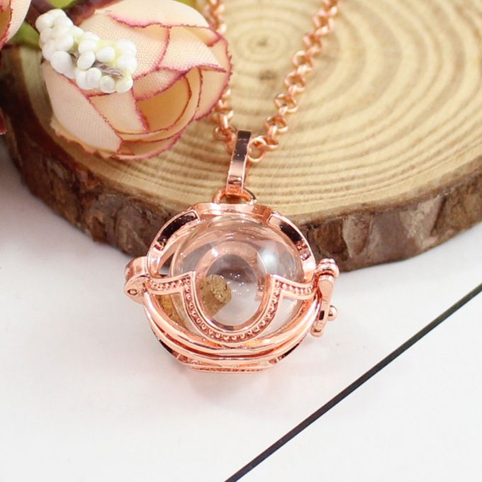 Fillable shop keepsake pendants