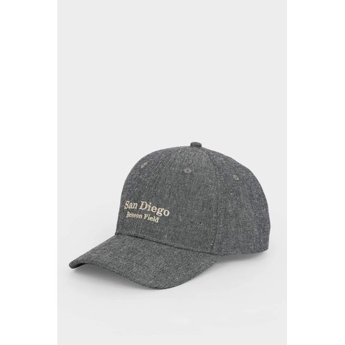 Man Linen Blended Embroidered Hat