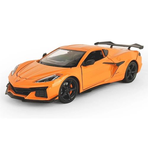 2023 Chevrolet Corvette Z06 1/24 Diecast Model - Orange - 24120
