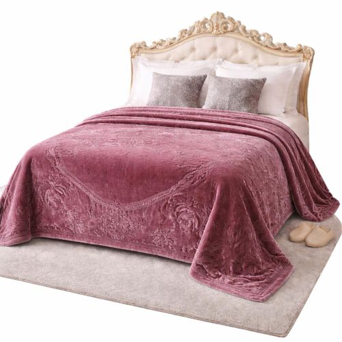 Centamura Elegant Single Blanket Soft Heavyweight Highly Warm Chic Modern Design Luxurious Velvet Texture Colorfast Perfect for Winter