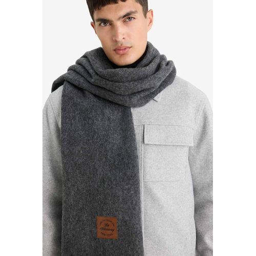 Man Scarf