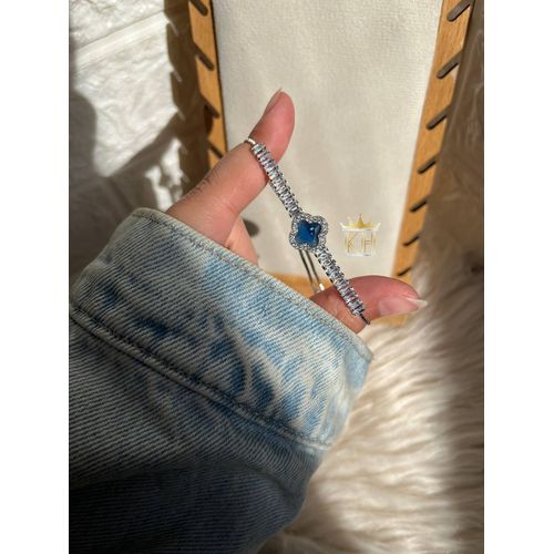 Unique Design Little Girl Pendant Bracelets For Women Girls Stylish Bangles With Cubic ZirconiaDelicate lucky Jewelry