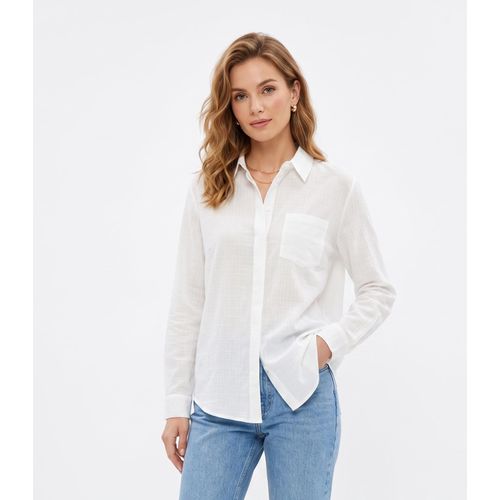 Classic Textured Long-Sleeve Button-Down Shirt with Single Chest Pocket
