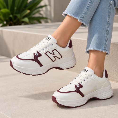 A stylish women’s sneaker designed to combine everyday comfort L-35-MAROON
