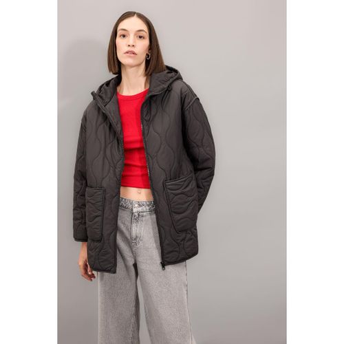 Woman Hooded Regular Fit Light Parka - Black